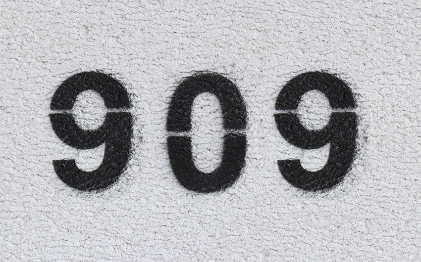 909