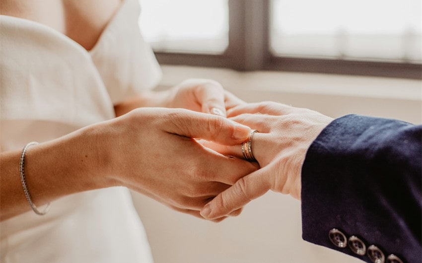 How to Write Meaningful Wedding Vows