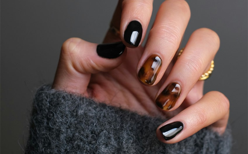Punny and Fun Nail Tech Name Ideas